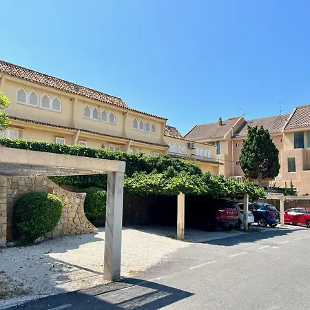 Castillos De - Inmodream アパート