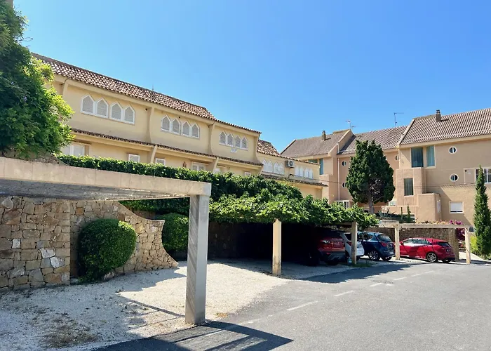 Castillos De - Inmodream アパート